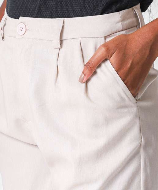 Bermuda Feminina Alfaiataria Marisa Bege