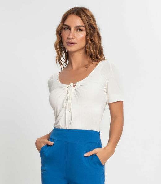 Image_Blusa Feminina Com Amarração Endless Bege