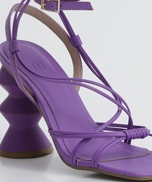 Sandália Salto Grosso Feminina Tiras Marisa