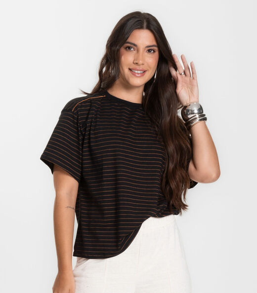 Image_T- Shirt Feminina Infinita Cor Preto