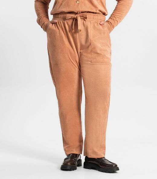 Calça Reta Plus Size Feminina Em Suede Secret Glam Marrom