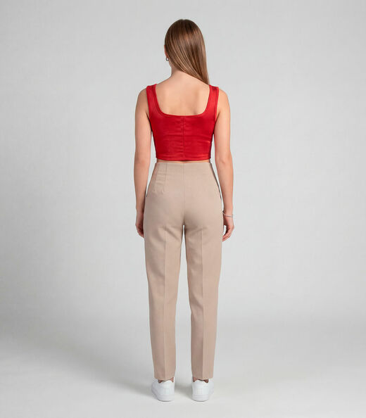 Top Feminino Com Decote Quadrado Infinita Cor Vermelho