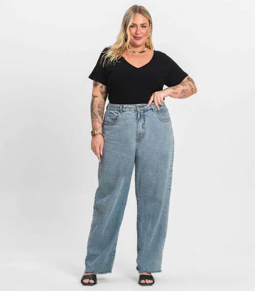 Blusa Feminina Plus Size da Infinita Cor Preto