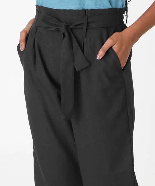 Calça Feminina Reta Clochard Bolsos Marisa