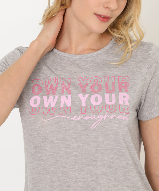 Camisola Estampa Frase Manga Curta Marisa Cinza