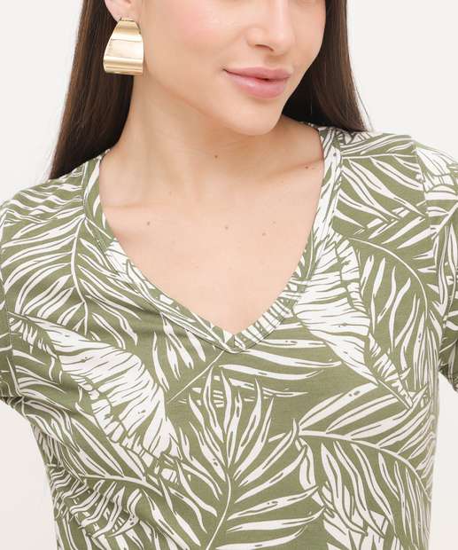 Blusa Feminina Estampa Folhas Manga Curta Marisa