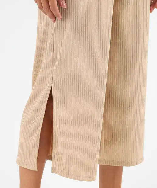 Calça Pantacourt Feminina Canelada Marisa Bege