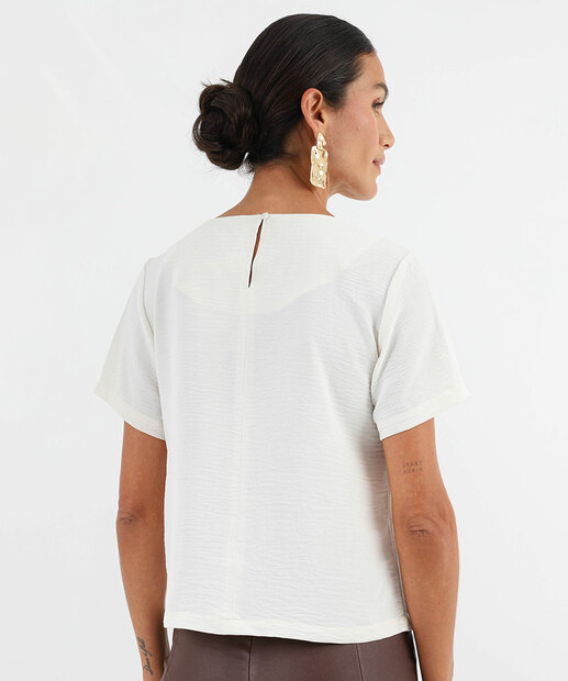 Blusa Feminina Tachas Manga Curta Marisa Off White