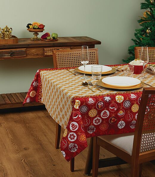 Toalha de Mesa Enfeites 6 lugares Lepper Vermelho
