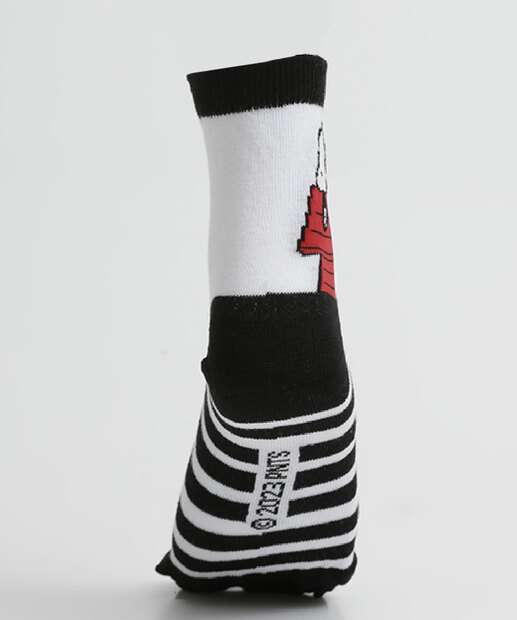 Kit 2 Pares Meias Feminina Cano Médio Estampada Snoopy