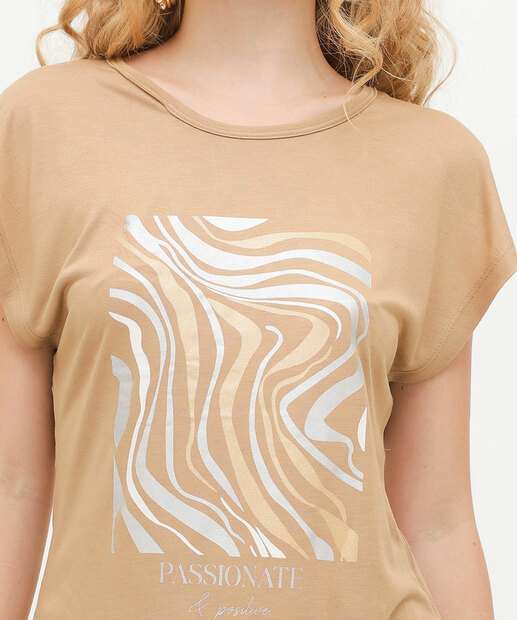 Blusa Feminina Estampa Frontal Manga Curta Marisa