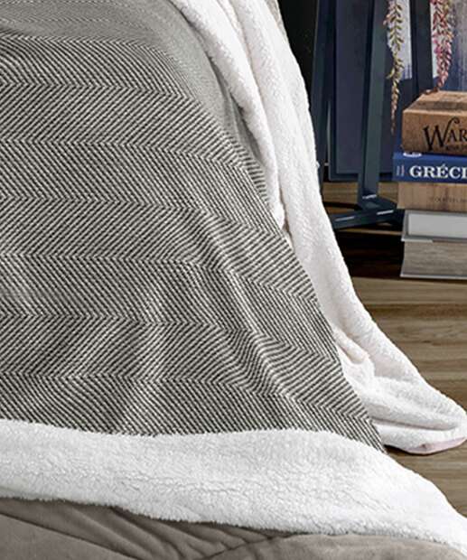 Cobertor Casal Slim Sherpa Chevron Hedrons 1 Peça