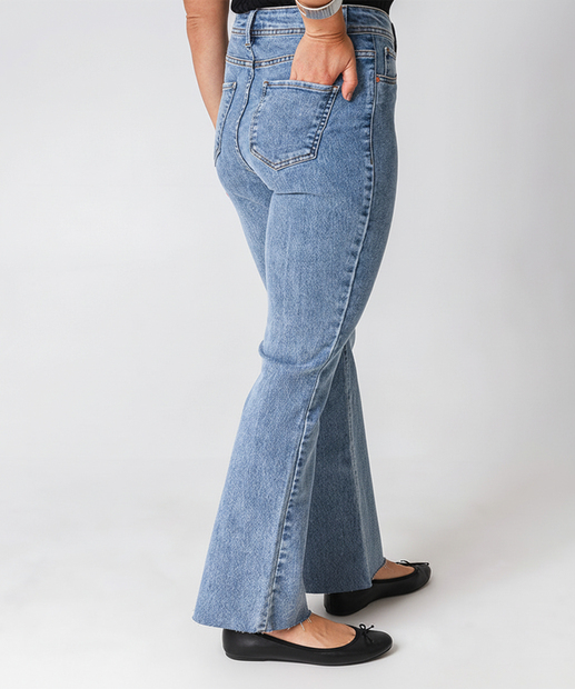 Calça Jeans Feminina Flare Marisa