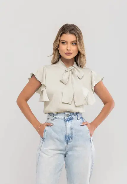 Image_Blusa Feminina Com Laço na Gola e Manga Babado Marfim Salvatore