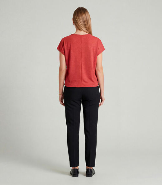 Blusa Feminina Recorte Na Costa Infinita Cor Vermelho