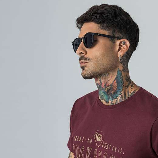 Camiseta Masculina Estampa Rock e Soda