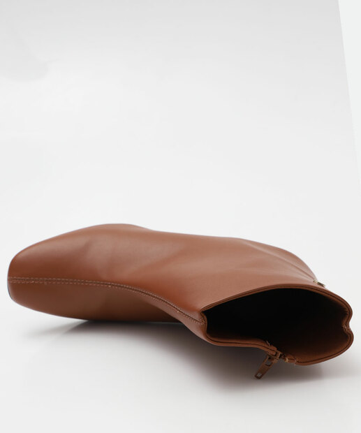 Bota Feminina Cano Curto Salto Grosso Via Uno 172027 Marrom