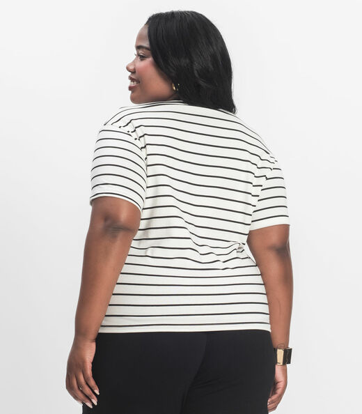 Blusa Feminina Plus Size Gola V Secret Glam Bege
