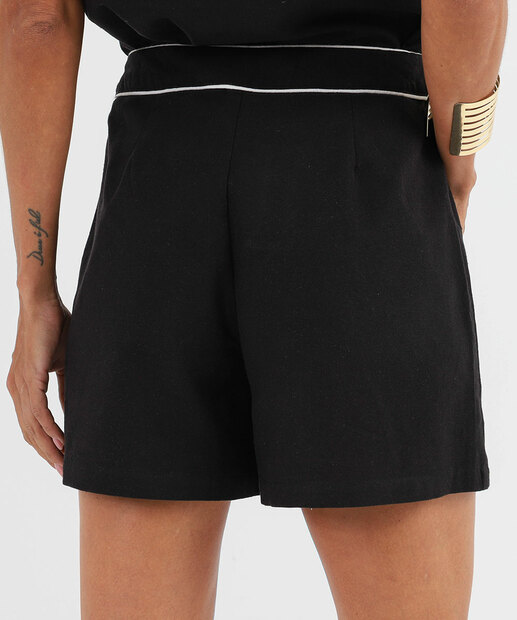 Short Feminino Viés Bolsos Marisa Preto