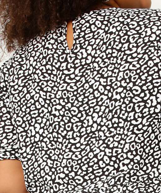 Vestido Plus Size Feminino Animal Print Manga Curta Marisa