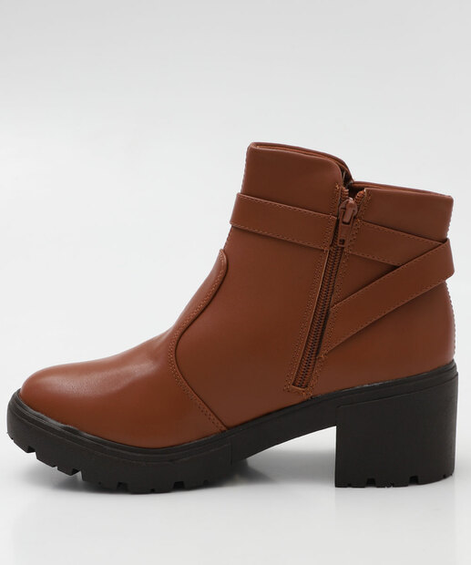 Bota Feminina Cano Curto Tratorado Via Uno Marrom