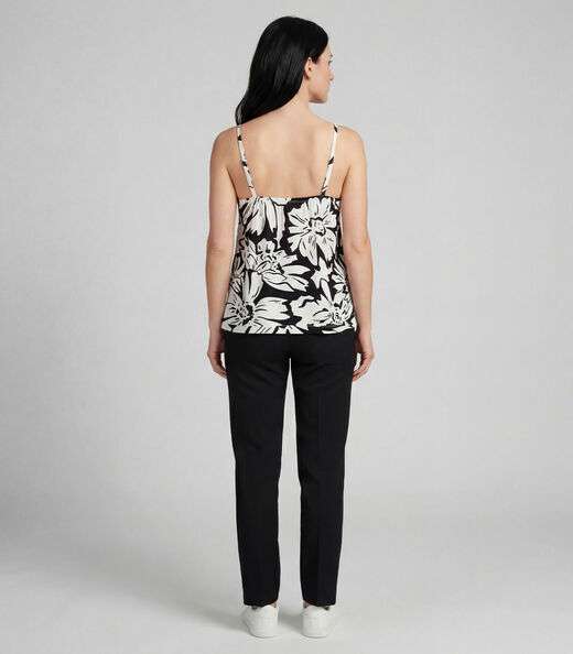 Blusa de Alça Tecido Viscose Infinita Cor Preto