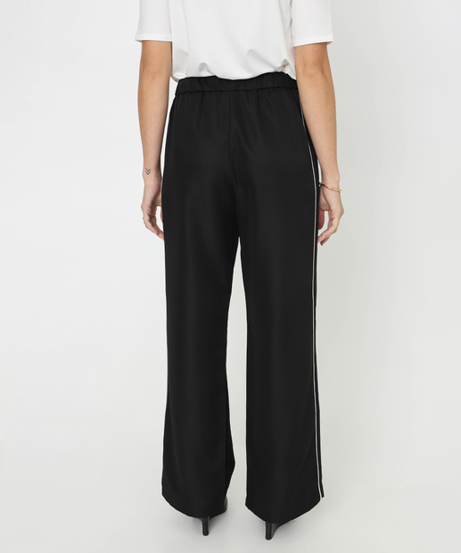 Calça Feminina Wide Leg Friso Marisa Preto