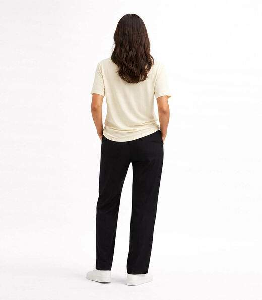 Camiseta Feminina B?sica Infinita Cor Bege