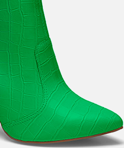 Bota Feminina Cano Curto Salto Fino Textura Croco Dakota