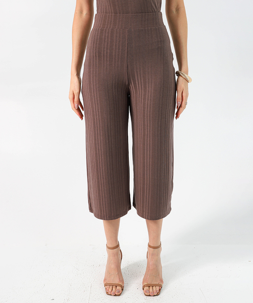 Calça Pantacourt Feminina Textura Marisa Marrom