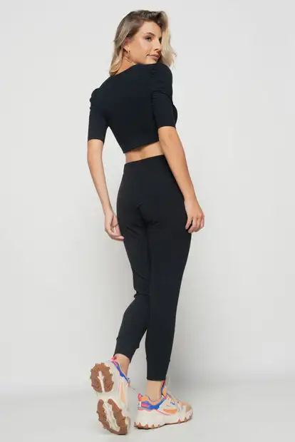 Cropped  Princesa Gola Redonda Malha Canelada Preto Salvatore Fashion