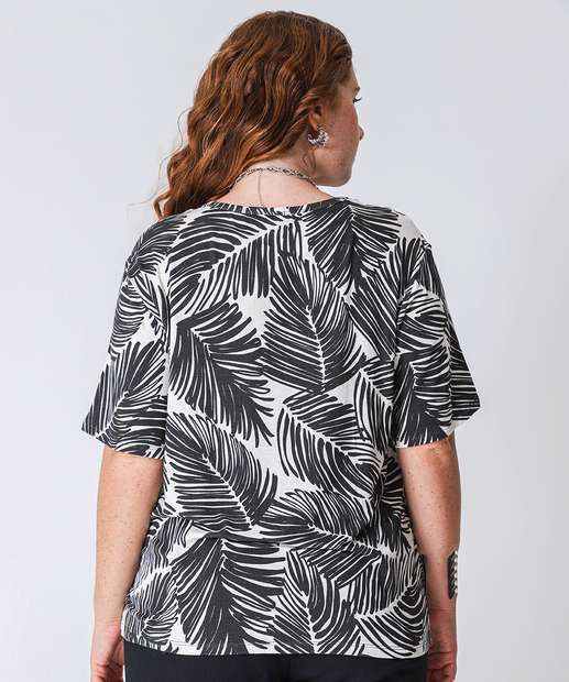 Blusa Plus Size Feminina Estampa Folhas Marisa Off White