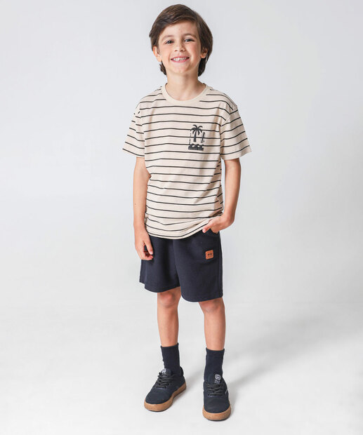 Image_Bermuda Infantil Moletinho Textura Marisa Tam 4 a 10 Preto