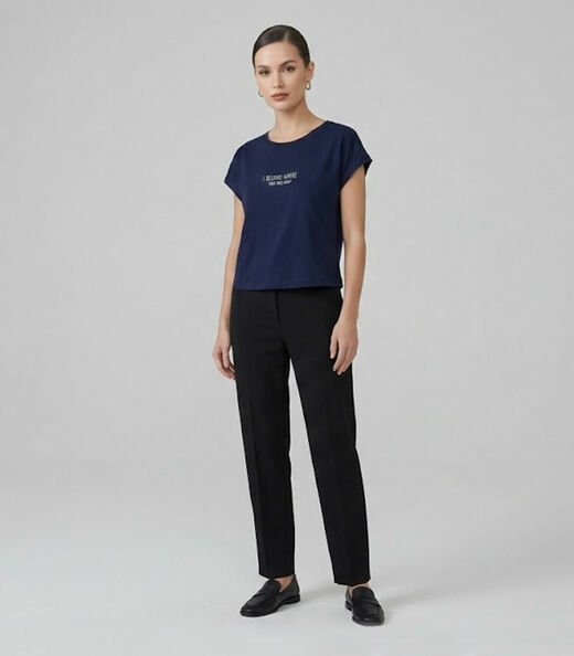 Blusa Feminina Com Estampa Localizada Infinita Cor Azul