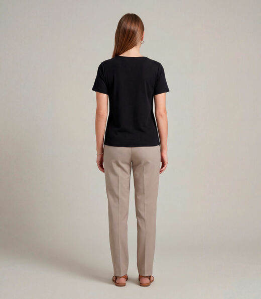 Blusa Feminina Básica Infinita Cor Preto