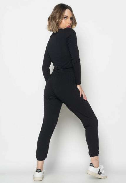 Conjunto  Comfy Com Blusa Manga Longa e Jogger Recorte Malha Preto