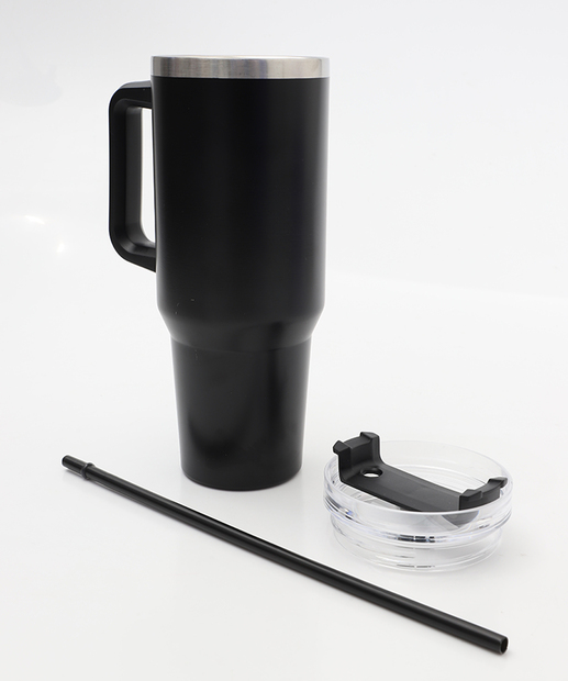 Copo Squeeze Térmico Marisa 1100ML Preto