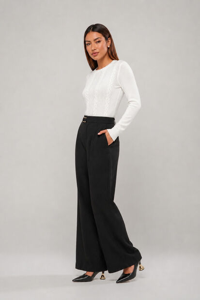 Blusa de Tricot Texturizado Gola Redonda Branco Salvatore
