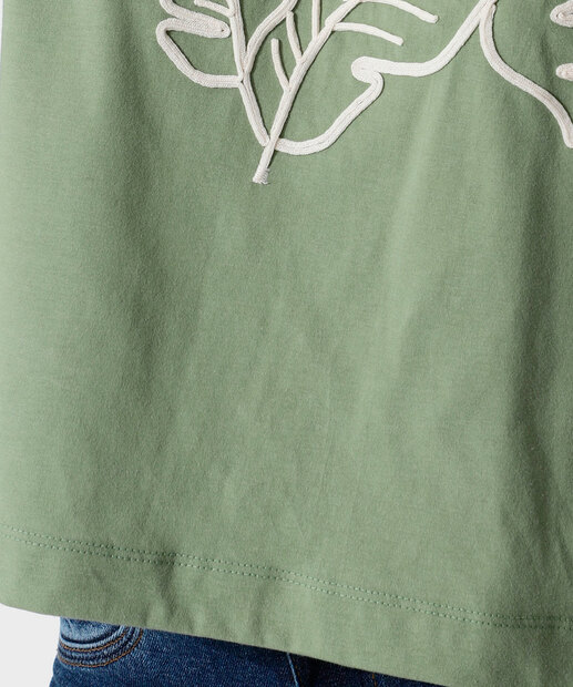 Blusa Feminina Bordado Folha Manga Curta Marisa