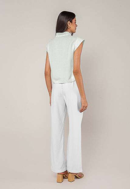 Blusa Alfaiataria Com Gola Em Renda E Bolso Decorado Verde Salvatore