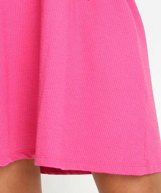 Vestido Feminino Textura Gola Alta Sem Manga Marisa