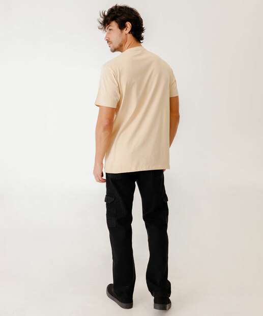 Camiseta Masculina Estampa Frontal Marisa Bege