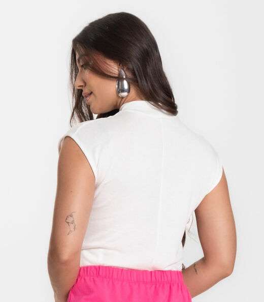 Regata Feminina em Visco Tricot Infinita Cor Bege