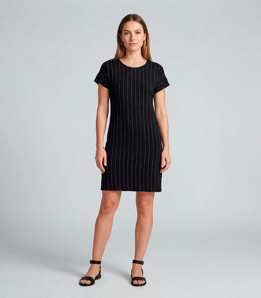 Vestido Básico Com Gola Redonda Infinita Cor Preto