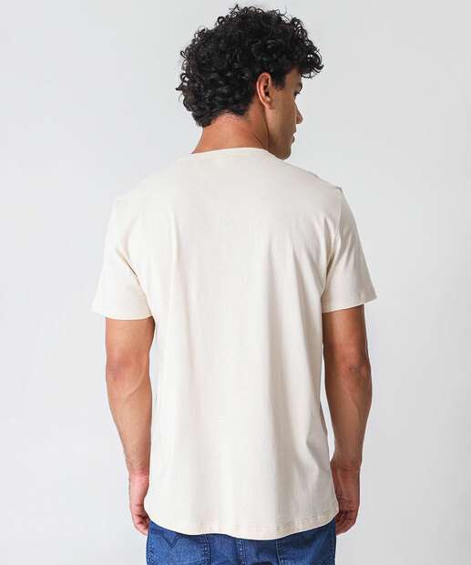 Camiseta Masculina Estampa Frontal Marisa Bege