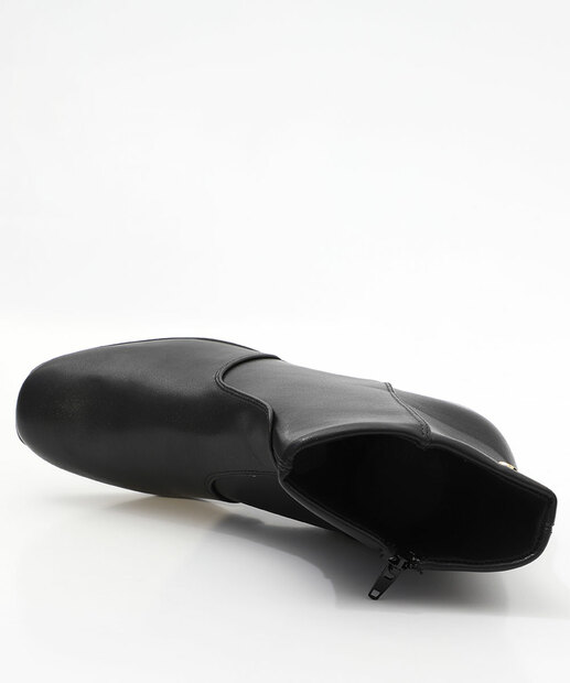 Bota Feminina Cano Curto Via Uno Preto