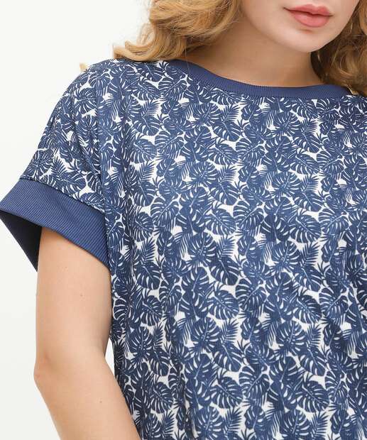 Blusa Feminina Estampa Folhas Canelada Manga Curta Marisa