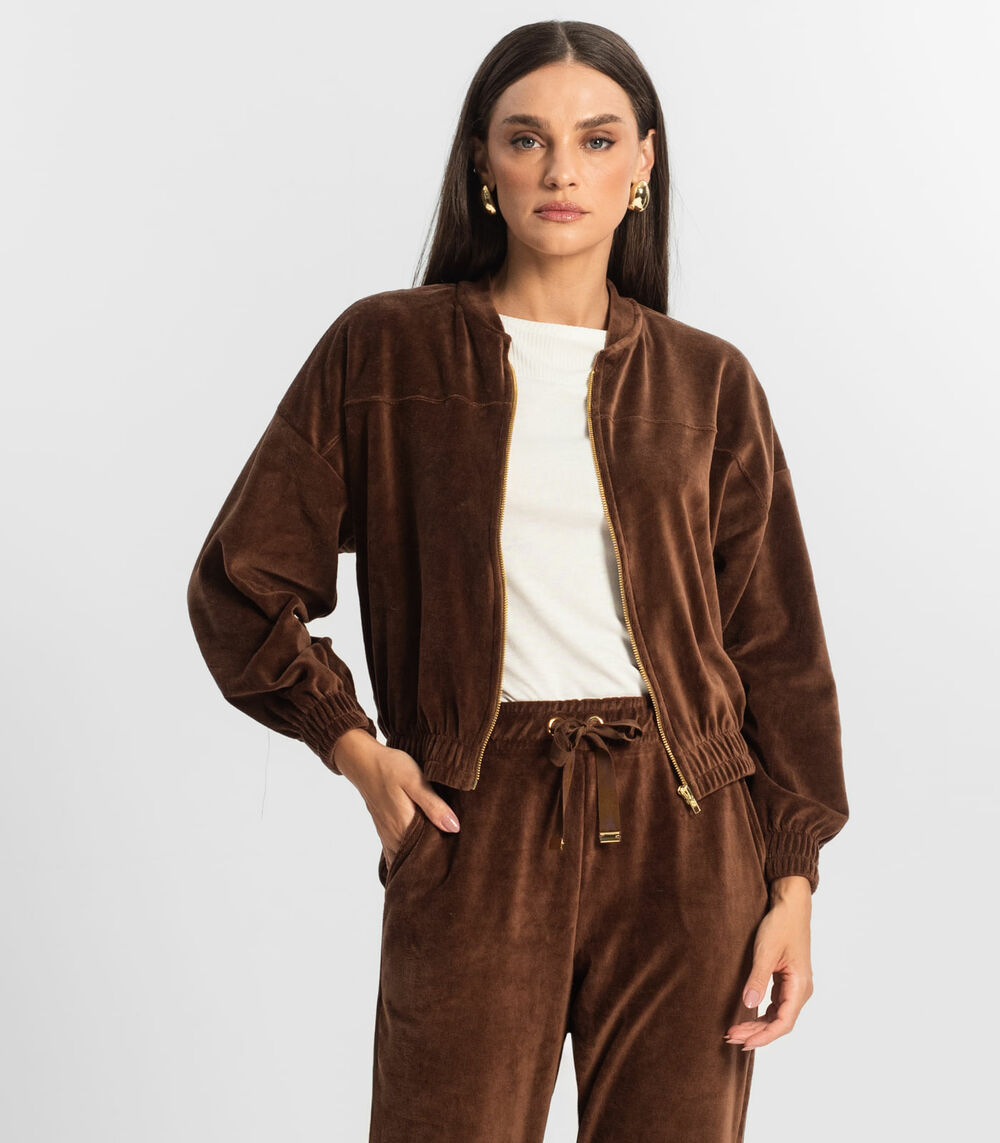 Conjunto Jaqueta com Calça Plush Endless Marrom | Marisa