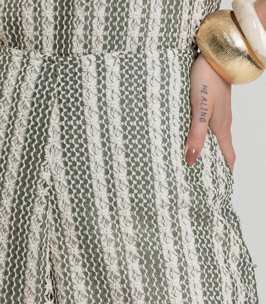 Shorts Feminino Crochet Com Forro E Zíper Dianna Verde