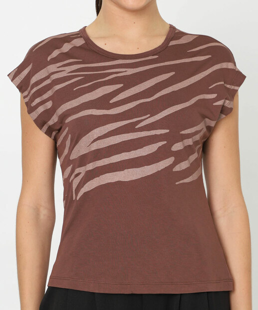 Blusa Feminina Animal Print Marisa Marrom